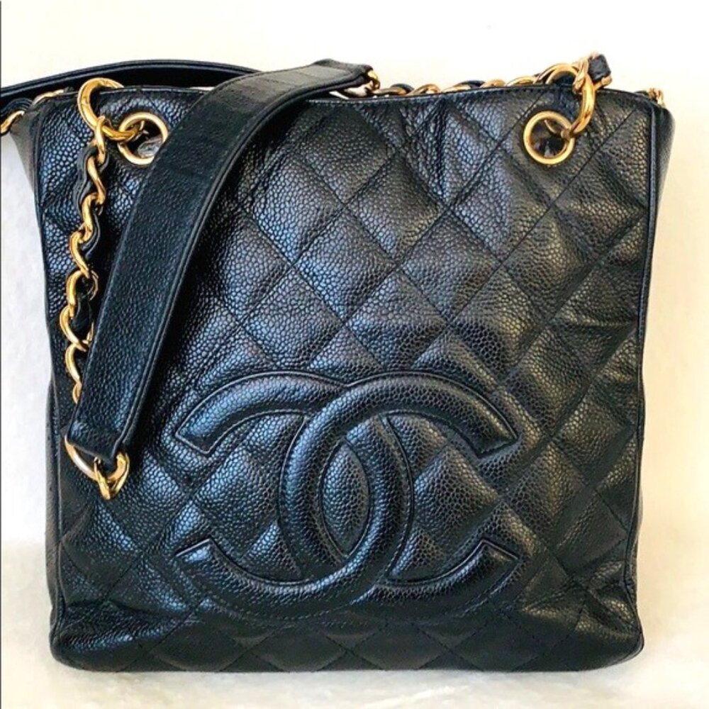 CHANEL Caviar CC Logo Diamond Quilt Gold HHW Tote